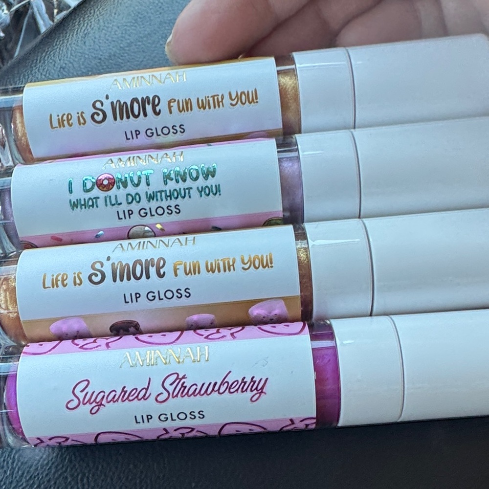 Aminnah Lip Gloss Set of 4